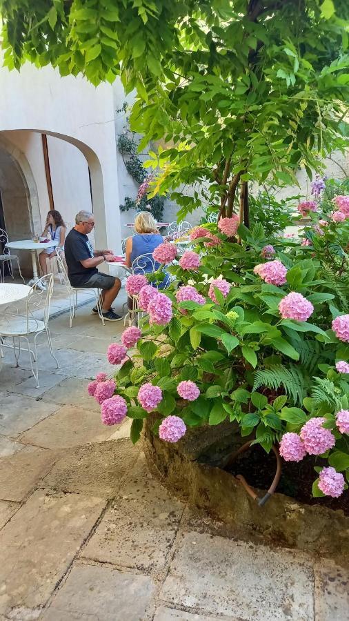 Hotel De La Halle Nolay  Kültér fotó