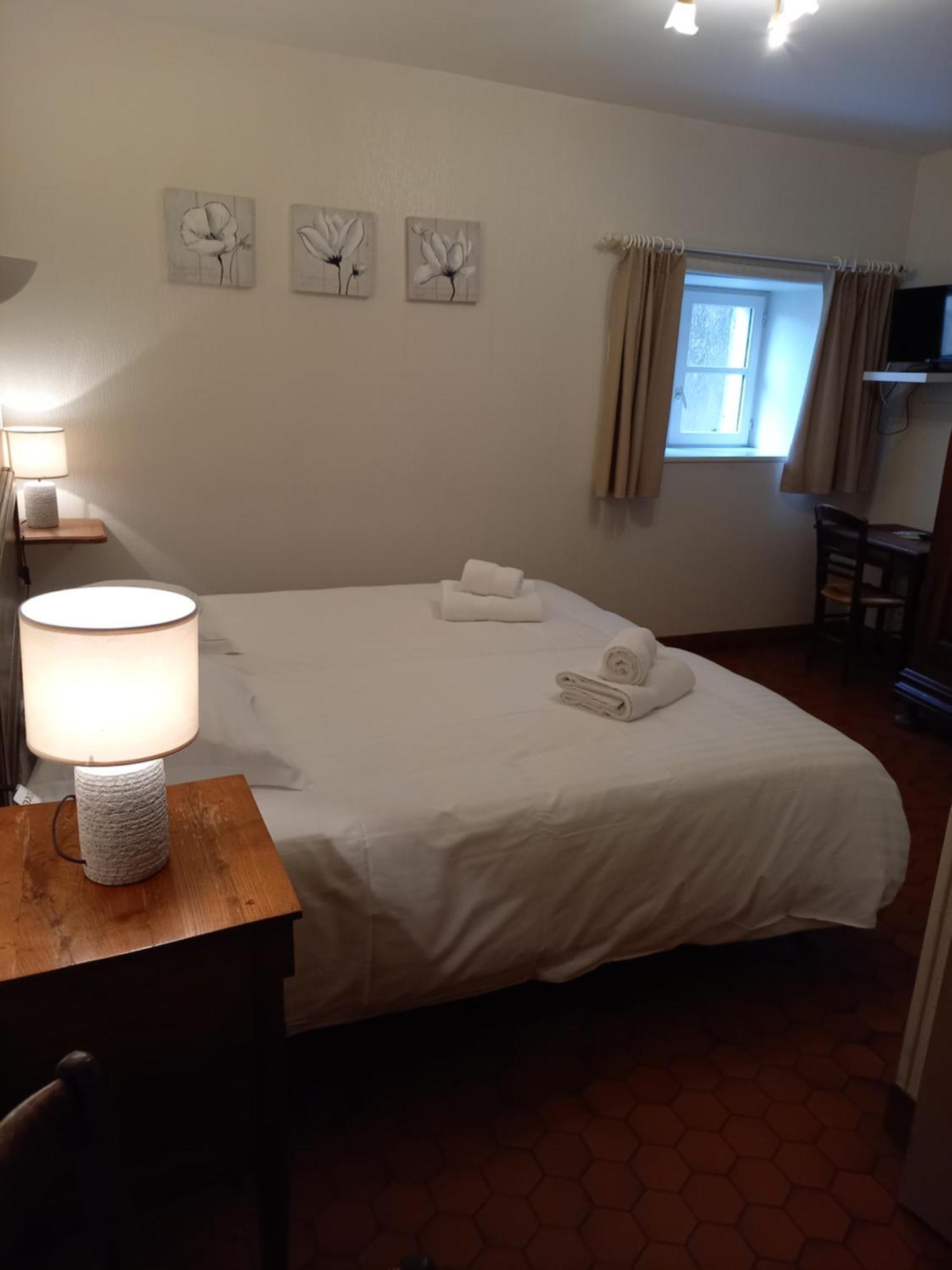 Hotel De La Halle Nolay  Kültér fotó
