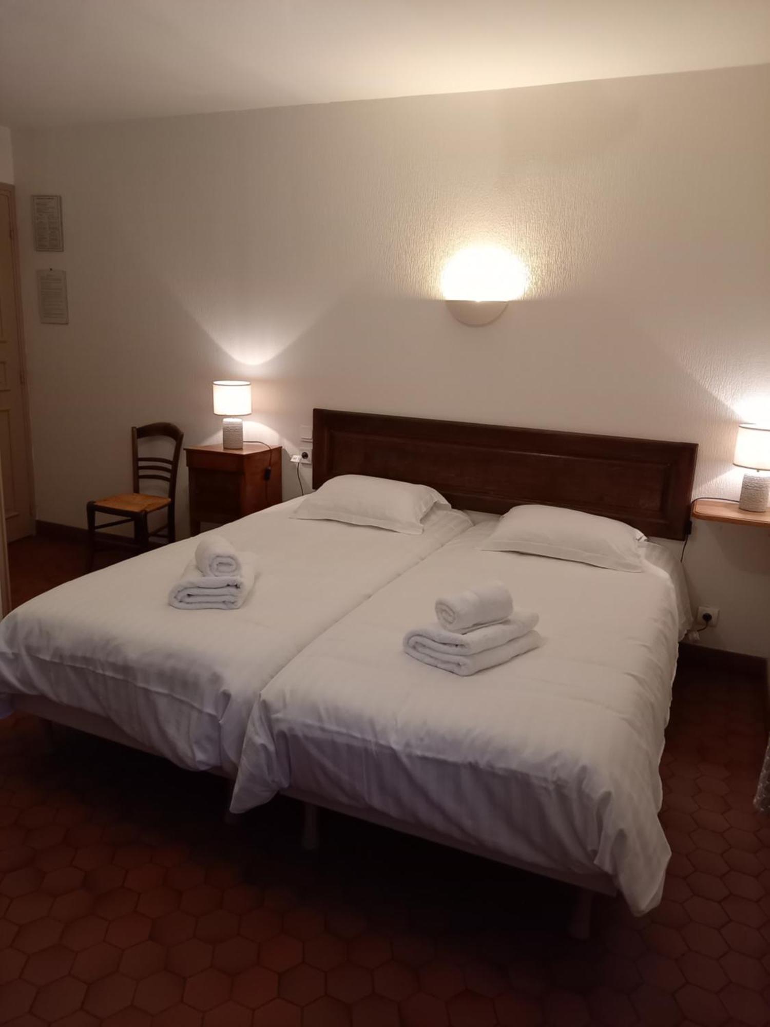 Hotel De La Halle Nolay  Kültér fotó